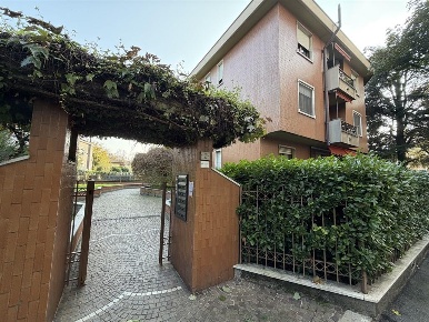 Foto Appartamento in VIA NINFEA, Cusano Milanino di 110 m² con 3 locali
