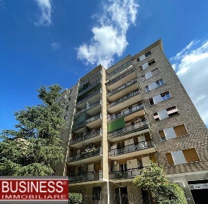 Foto Appartamento in Via Carlo Antonio Carlone, Milano Bande Nere di 60 m²