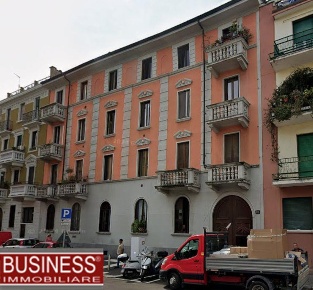 Foto Appartamento in Via Legnone, Milano Dergano di 60 m² con 2 locali