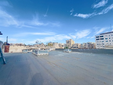 Foto Laboratorio in via torrente antico 4-6, Trani di 435 m² con 3 locali