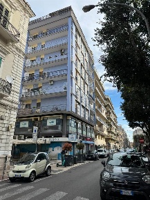 Foto Appartamento a Bari Libertà di 185 m² con 6 locali in affitto