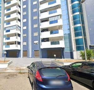 Foto Negozio in via molicelle, Cosenza Panebianco - Tribunale di 710 m²