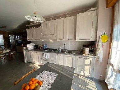 Foto Appartamento a Parma San Lazzaro di 115 m² con 4 locali in vendita