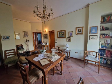 Foto Appartamento a Spoleto Centro Storico di 80 m² con 4 locali in vendita