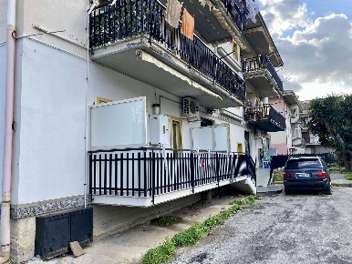 Foto Appartamento in via Luigi Capuana 2a, Scordia di 75 m² con 3 locali