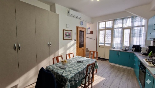 Foto Casa indipendente in VIA BOCCUCCI, Mondragone di 120 m² con 3 locali