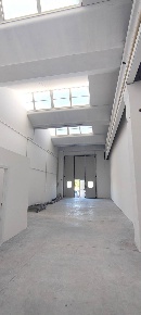 Foto Capannone industriale a Signa di 110 m² con 1 locali in vendita