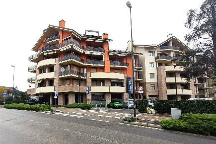 Foto Appartamento in Via generale Perotti 13, Chieri Semicentro di 90 m²