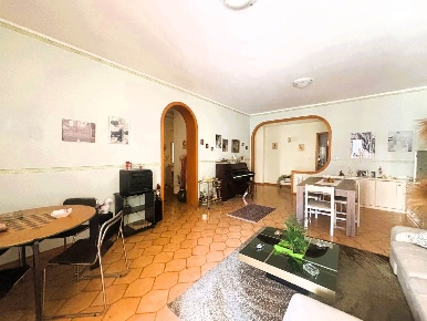 Foto Appartamento in Via Pozzo  77, Aci Catena Centro di 135 m² in vendita