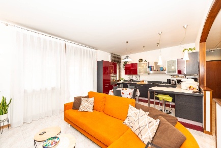 Foto Appartamento in Via Roma Destra, Jesolo Jesolo Paese di 98 m²