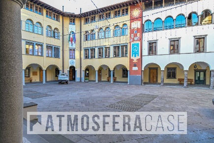 Foto Ufficio in Via Papa Giovanni XXIII, Leffe di 80 m² con 3 locali