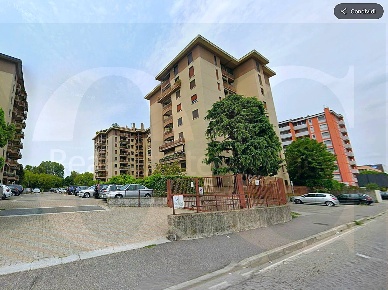 Foto Box a Trezzano sul Naviglio di 13 m² con 1 locali in vendita