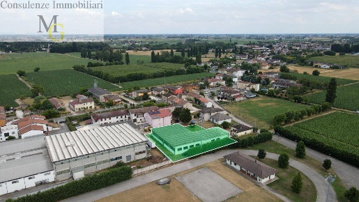 Foto Capannone industriale a Salizzole Valmorsel-concamarise di 800 m²