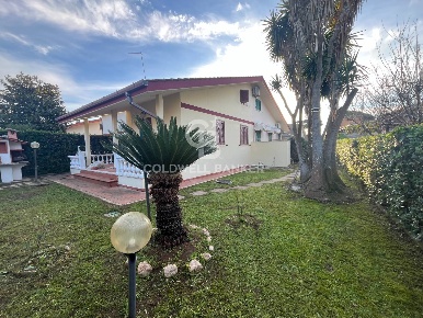 Foto Villa unifamiliare in VIA DEI PLATANI, Ardea di 90 m² con 3 locali