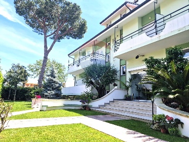 Foto Hotel in Viale Europa, Terracina Lungomare Circe, Via Badino