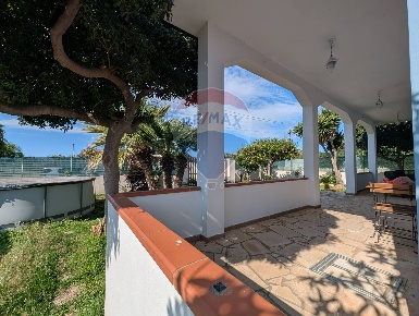 Foto Villa unifamiliare in Contrada Casazze, Santa Croce Camerina di 120 m²