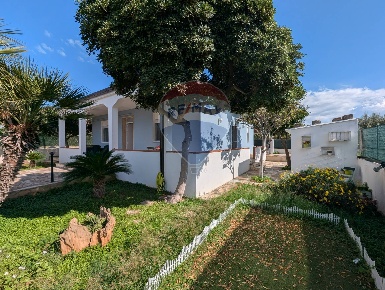 Foto Villa unifamiliare in Contrada Casazze, Santa Croce Camerina di 120 m²