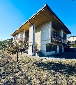 Foto Casa indipendente a Lucca Santa Maria a Colle - Ponte San Pietro