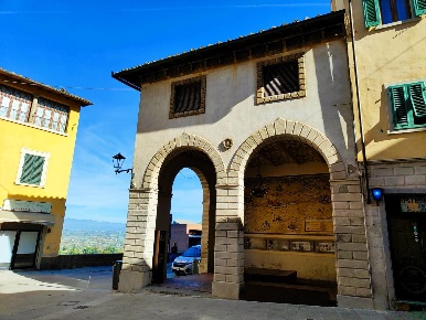 Foto Casa indipendente a San Miniato Centro Storico di 220 m² con 9 locali