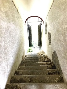 Foto Villa bifamiliare a Ponsacco Centro di 250 m² con 10 locali in vendita