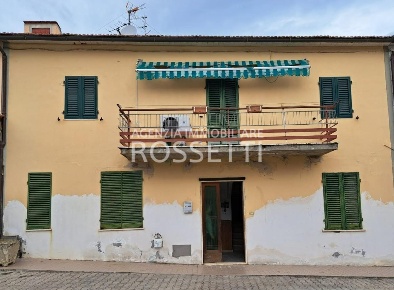 Foto Casa indipendente a Cerreto Guidi Centro di 155 m² con 6 locali