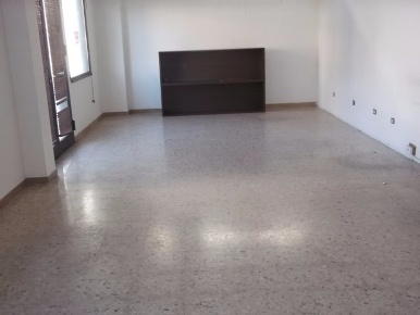 Foto Locale commerciale a Cascina Semicentro di 98 m² con 1 locali