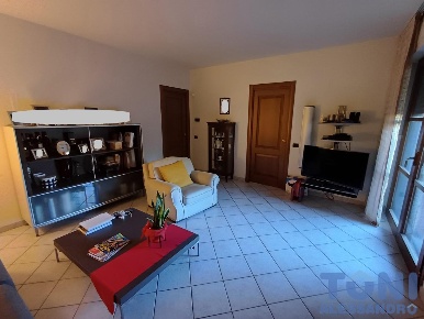 Foto Appartamento a Capraia e Limite Limite di 80 m² con 4 locali