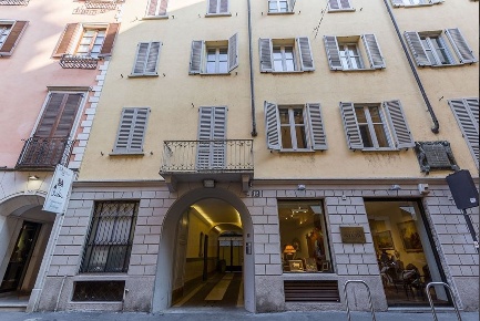 Foto Appartamento in VIA BORGOSPESSO, Milano Quadrilatero della Moda