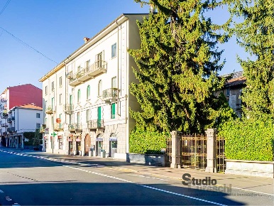 Foto Appartamento in Corso Martiri della Liberazione 95, Lecco Pescarenico