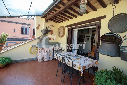 Foto Attico in via cesare baronio, Frascati di 114 m² con 3 locali