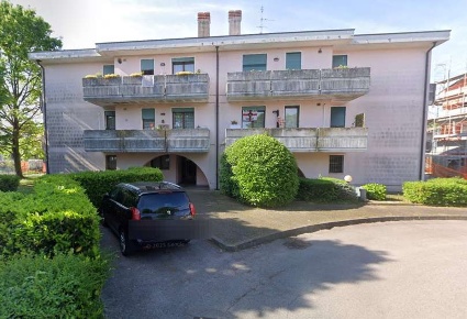 Foto Appartamento in Via G. Gozzi, Pontelongo Centro di 97 m² con 6 locali