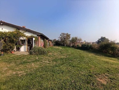 Foto Casa indipendente in via Villanova 2, Alessandria Castelceriolo