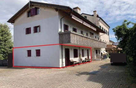 Foto Ufficio in Via Santo Stefano, Istrana Centro di 97 m² con 4 locali