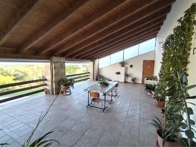 Foto Casa indipendente a Conzano di 350 m² con 12 locali in vendita