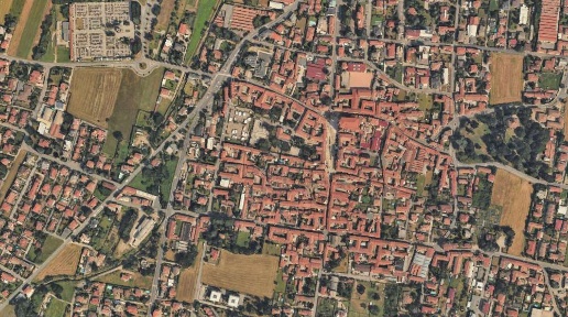 Foto Appartamento in Via Roma, Samarate Centro di 78 m² con 4 locali