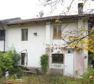 Foto Villa unifamiliare in Località Vencò, Dolegna del Collio di 116 m²