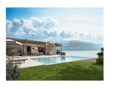 Foto Villa unifamiliare a Toscolano-Maderno di 310 m² con 10 locali