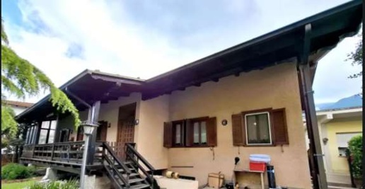 Foto Villa unifamiliare in Via Vegliato, Gemona del Friuli Gemona di 193 m²