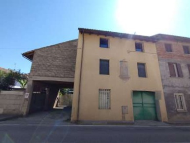 Foto Magazzino in Via Pasiano, Pasian di Prato Passons di 160 m² in vendita