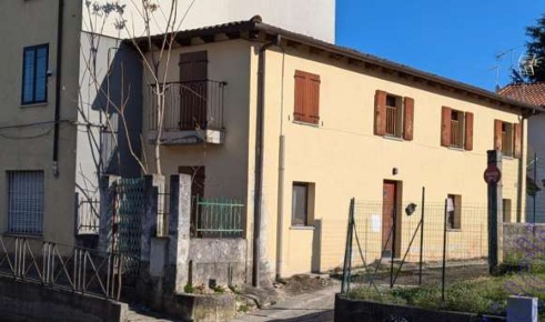 Foto Appartamento in Via Pozzuolo, Udine Via Lumignacco - Via Pozzuolo