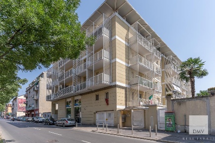 Foto Appartamento in Via Varesina, Milano Certosa di 55 m² con 2 locali