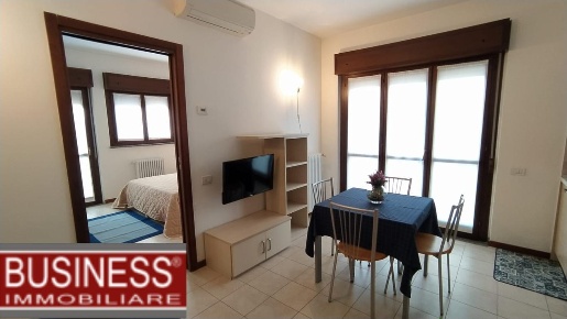 Foto Appartamento in Via Candoglia, Milano Affori di 50 m² con 2 locali