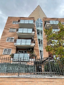 Foto Appartamento in Via Achille Capizzano, Roma Anagnina di 78 m²