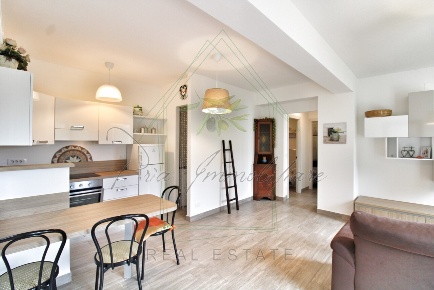 Foto Appartamento in Via Solari e Queirolo 55, Zoagli Centro di 84 m²