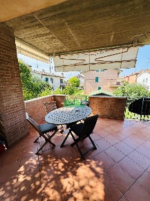 Foto Villa bifamiliare in Via ancona, Ravenna di 185 m² con 6 locali