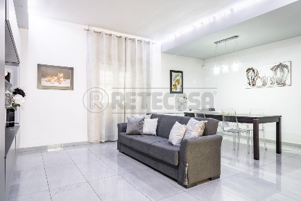 Foto Appartamento in Via Peucezia 9, Bisceglie di 90 m² con 3 locali
