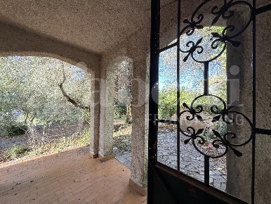 Foto Casa indipendente in Contrada San Donato 8, Itri di 90 m² con 4 locali
