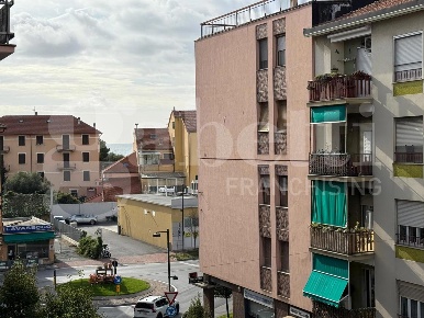 Foto Appartamento in Mazzini, Albisola Superiore Centro di 49 m² in vendita