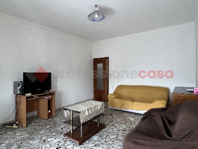 Foto Appartamento in Via Cesare Battisti 44, Taranto Centro di 115 m²