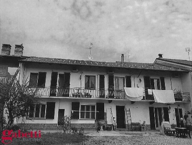 Foto Appartamento in Via Ruatti 9, Caramagna Piemonte di 225 m² in vendita